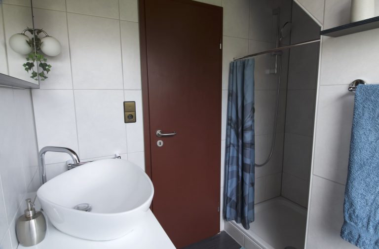 Bad mit Dusche